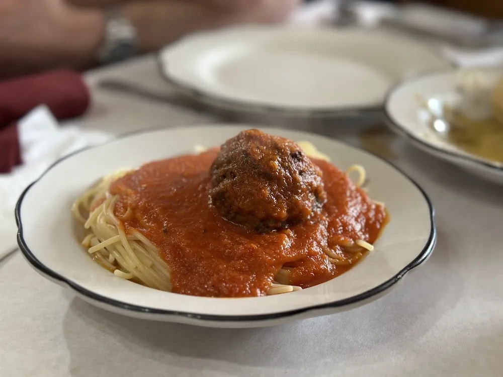 Kids Spaghetti with Meatball